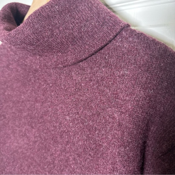 Nanette Lepore Sweater Women's Sz Small Wool Yak Hair Turtleneck Minimalist Plum - Picture 6 of 10